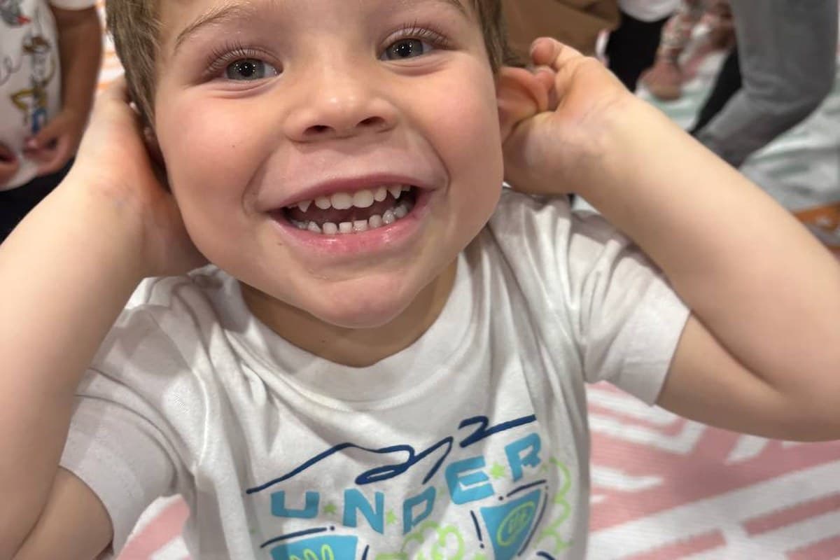 Toddlers learning through guided play and early language development